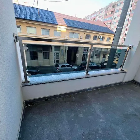Maja Lux Apartmán *